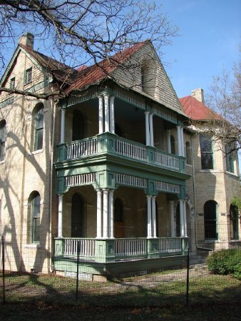 The restored house contributes to the charm of HemisFair Park, 2006.