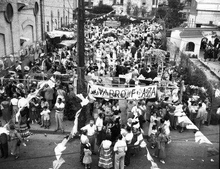 NIOSA food booths fill Navarro Plaza on Villita Street, 1955.